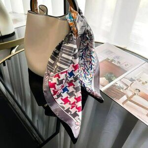 NWT - Elegant Print Design Square Scarf (SKU 0270)